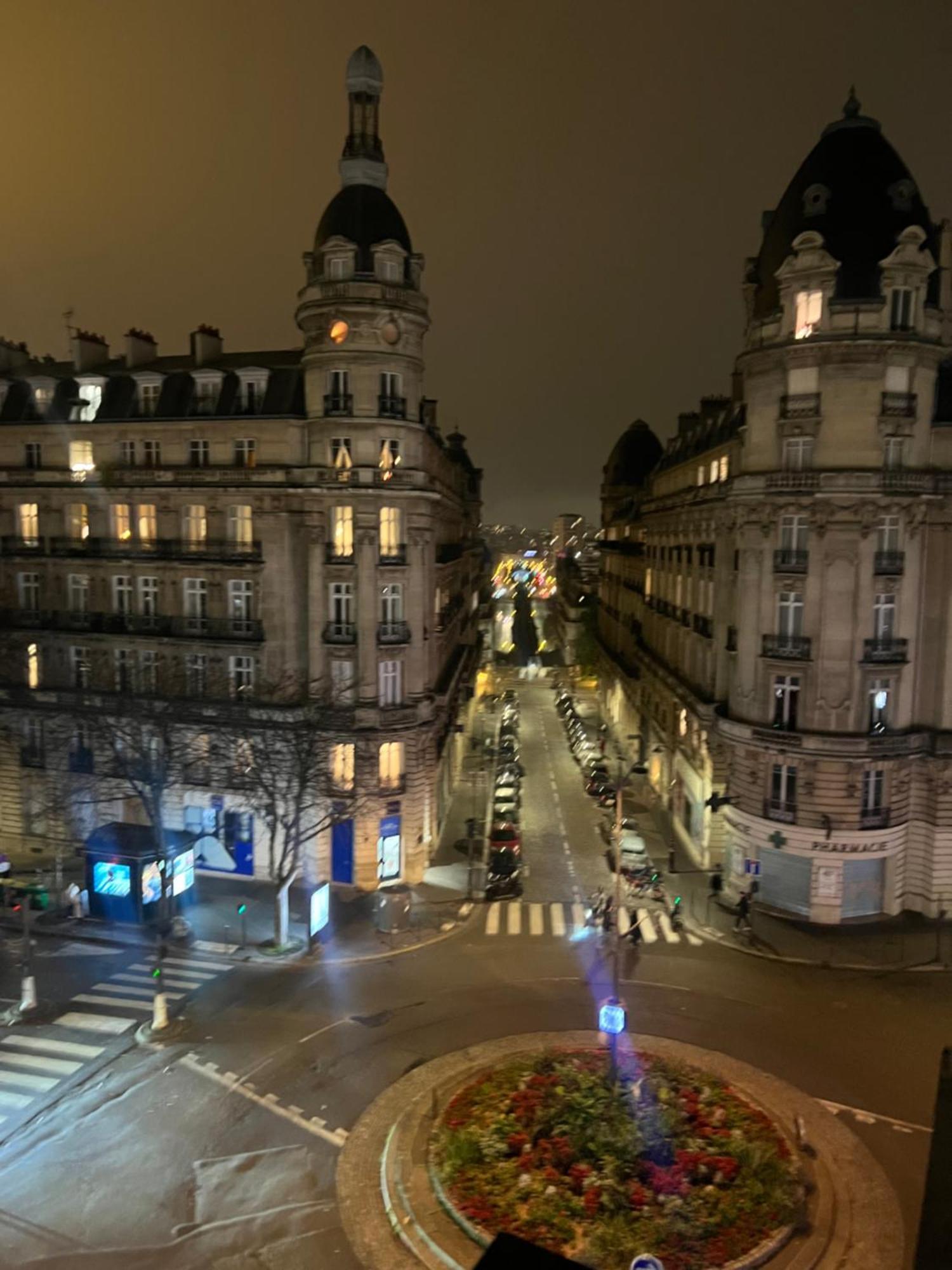 Appartement Paris Vue Tour Eiffel Trocadero Exterior photo